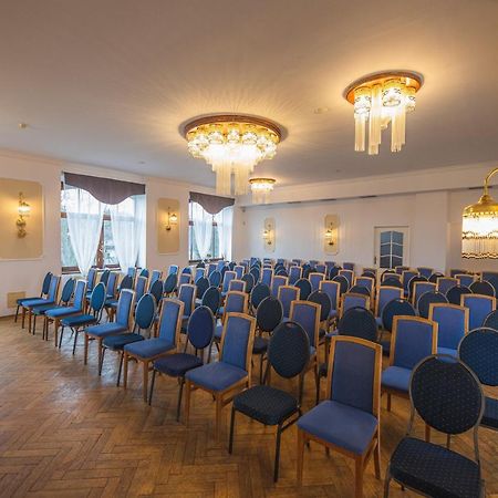 Hotel Petrin Jablonec nad Nisou Ngoại thất bức ảnh