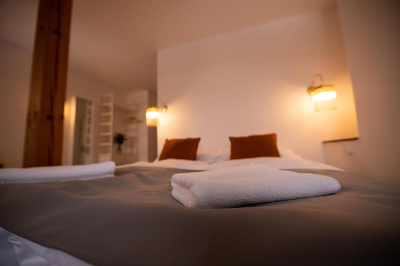 Hotel Petrin Jablonec nad Nisou Ngoại thất bức ảnh