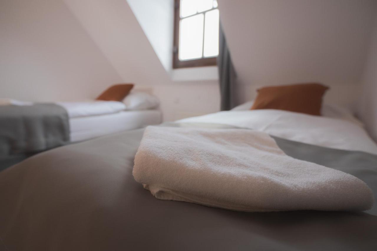 Hotel Petrin Jablonec nad Nisou Ngoại thất bức ảnh