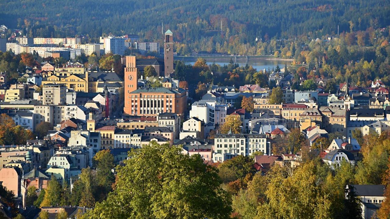 Hotel Petrin Jablonec nad Nisou Ngoại thất bức ảnh